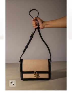 Jules Kae Mia Shoulder Bag